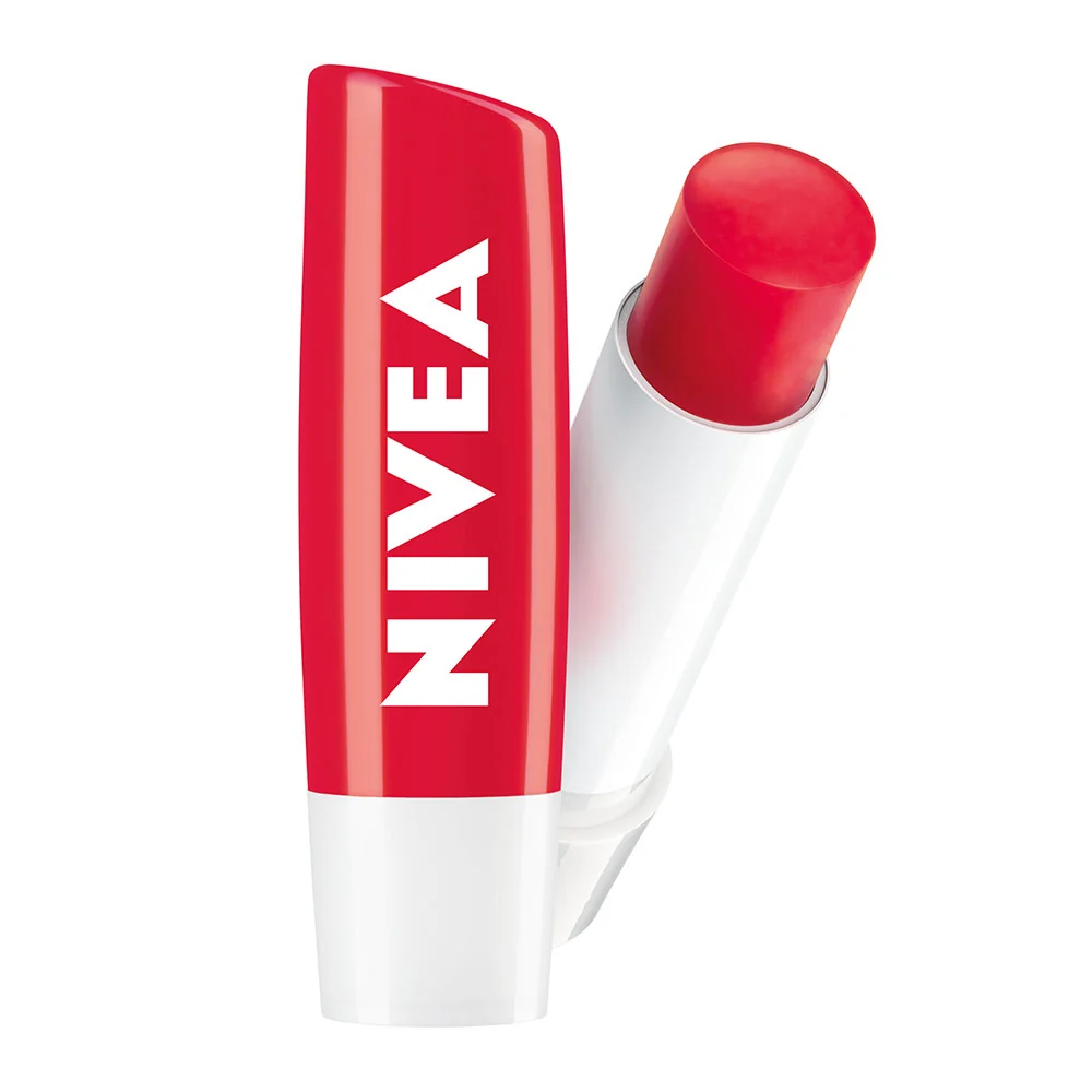NIVEA LIP FRUITY SHINE STRAWBERRY 4.8G - Image 2